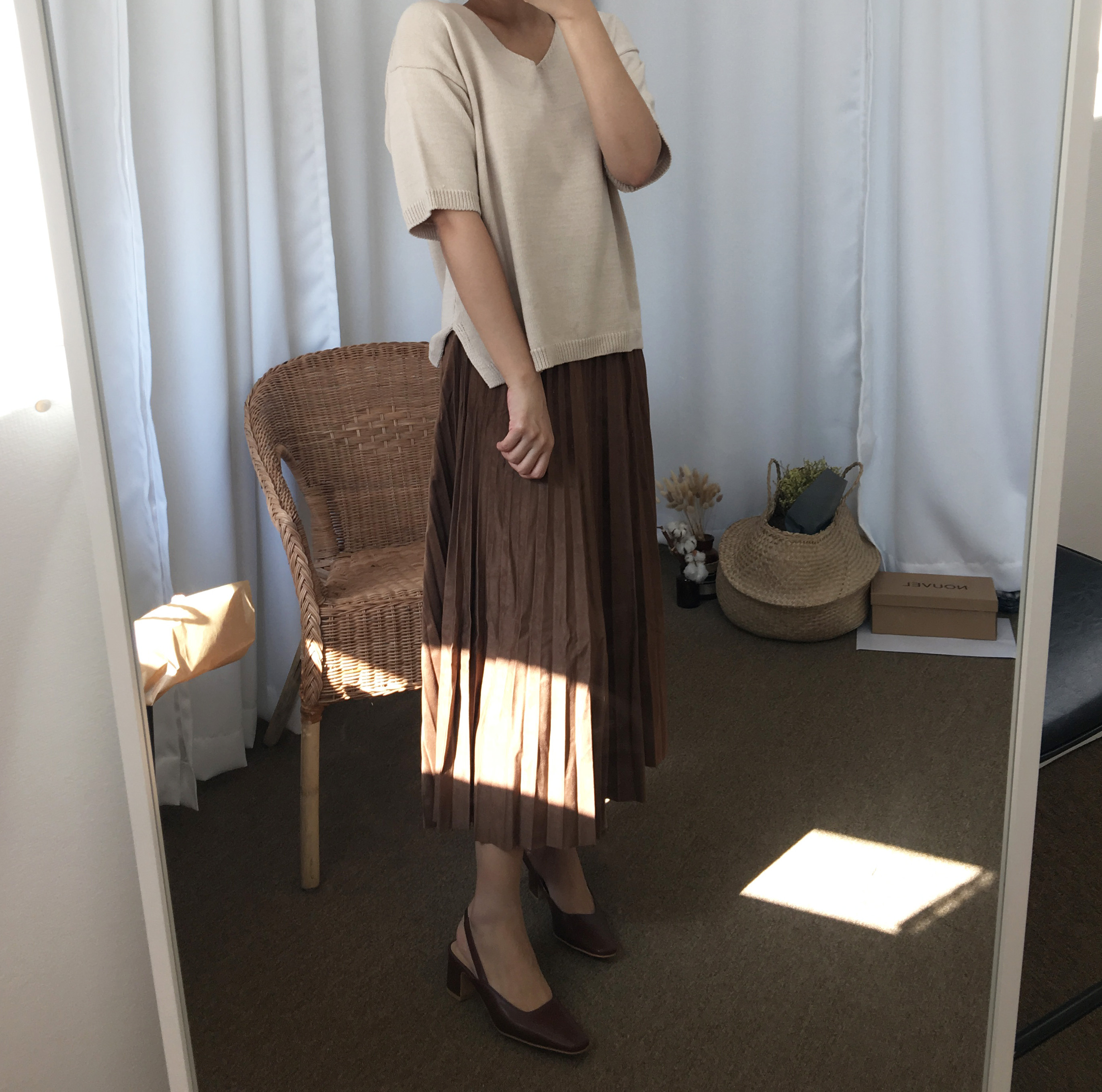 Suede pleated skirt pink, khaki brown, black long 