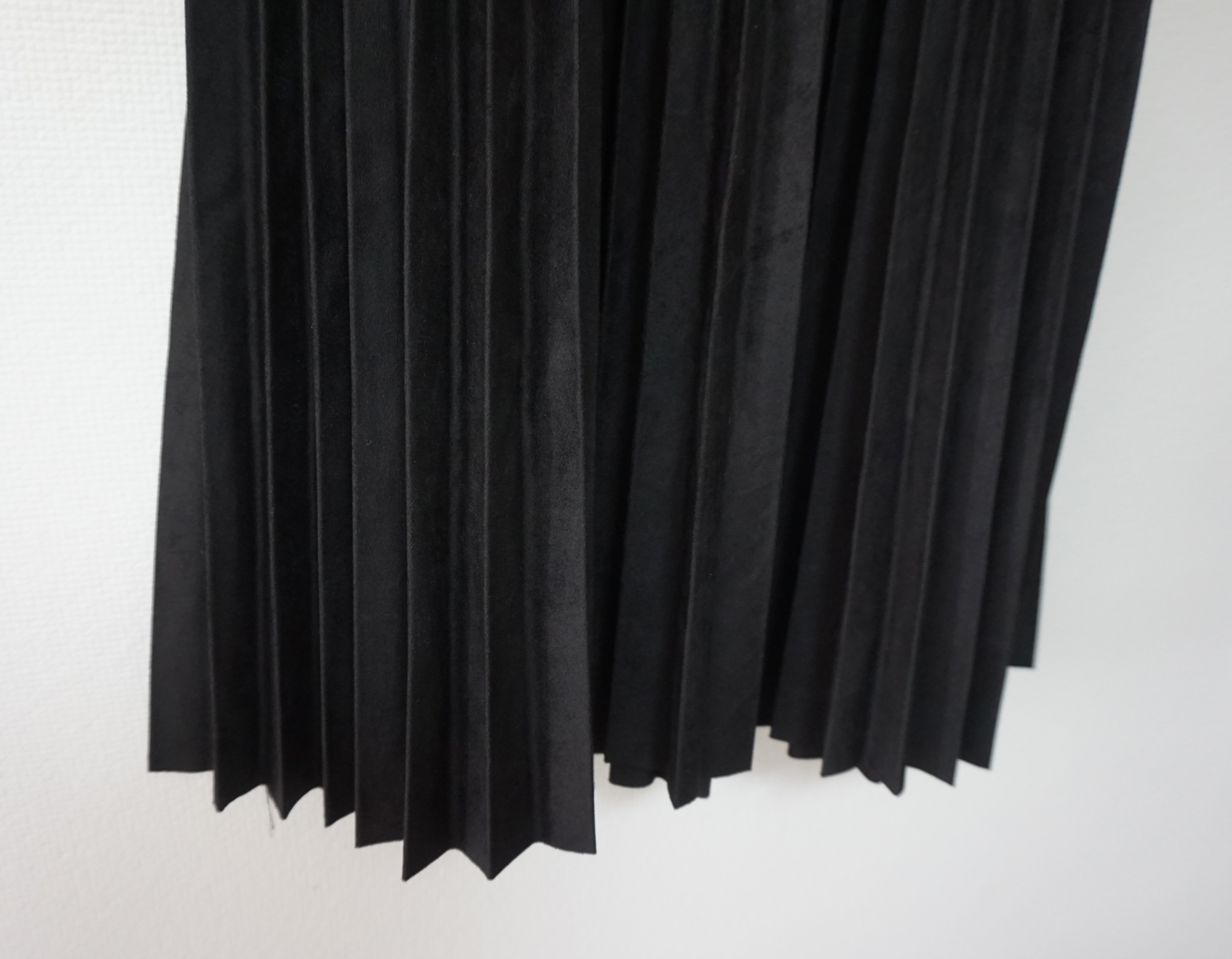 Suede pleated skirt pink, khaki brown, black long 