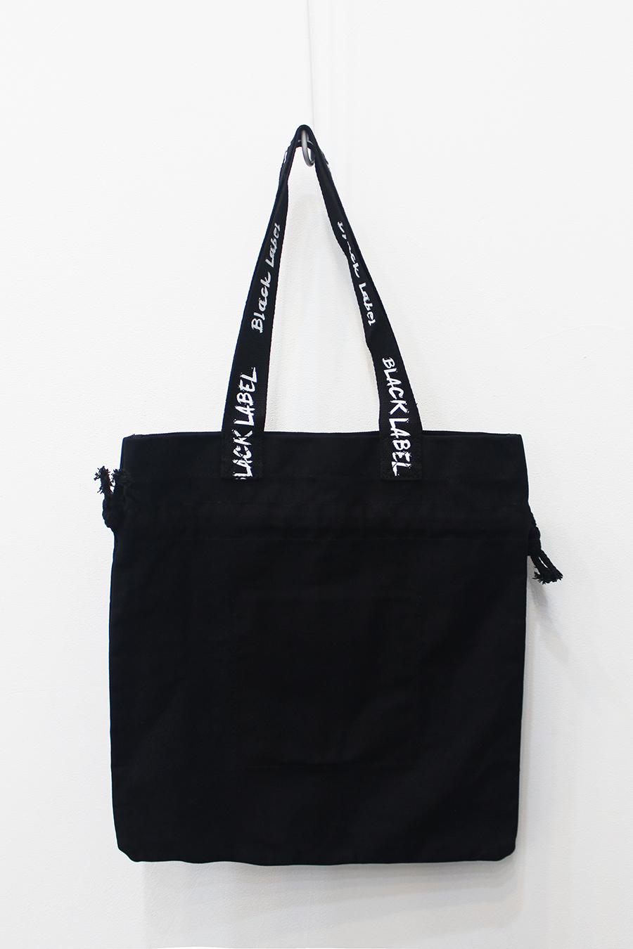 Black lettering eco-back label daily embroidered c