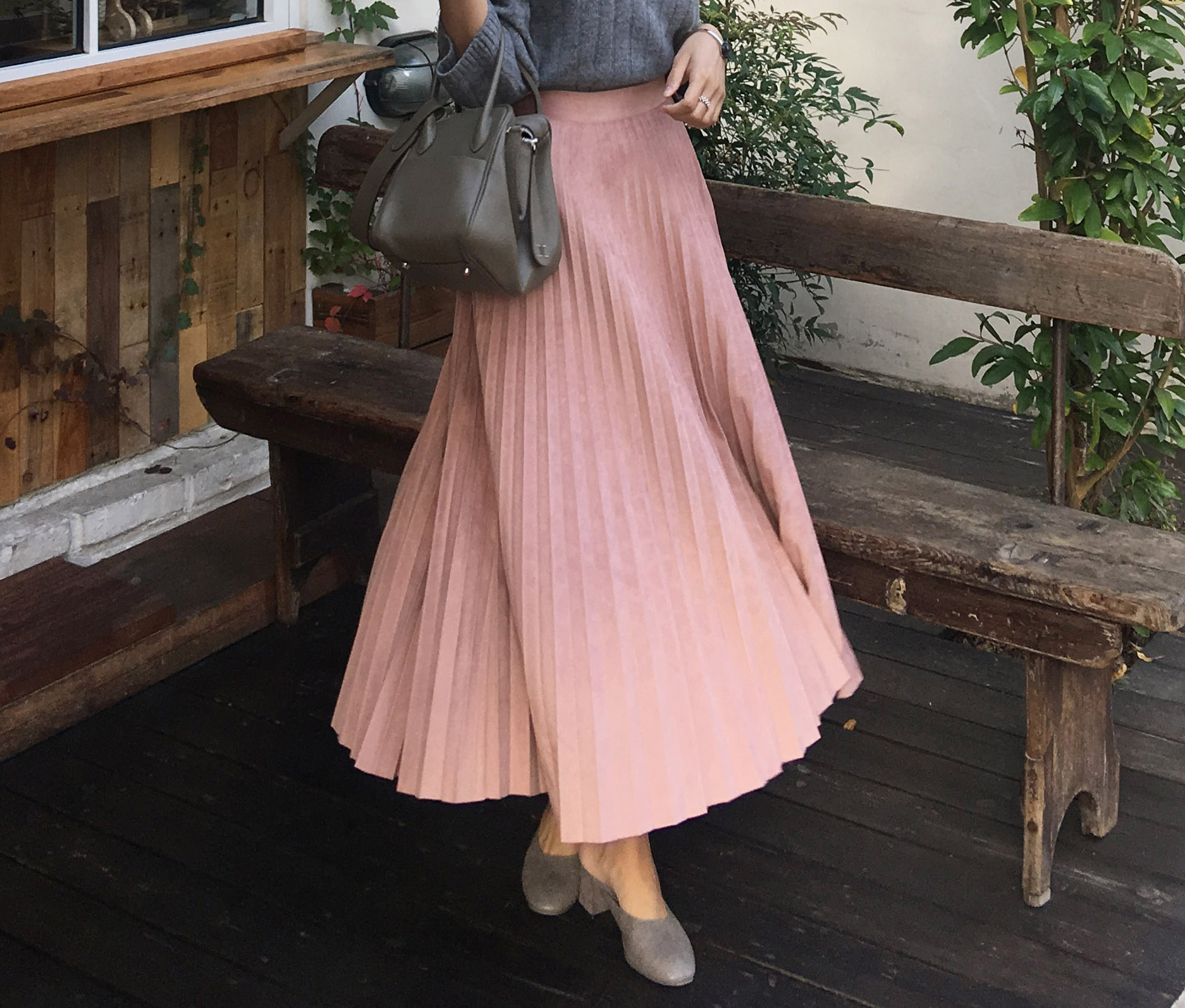 Suede pleated skirt pink, khaki brown, black long 