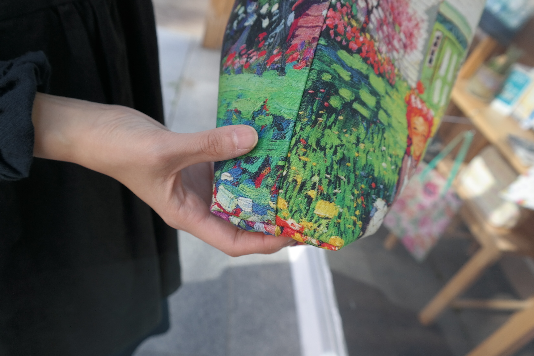 Red hair and eco bag 2