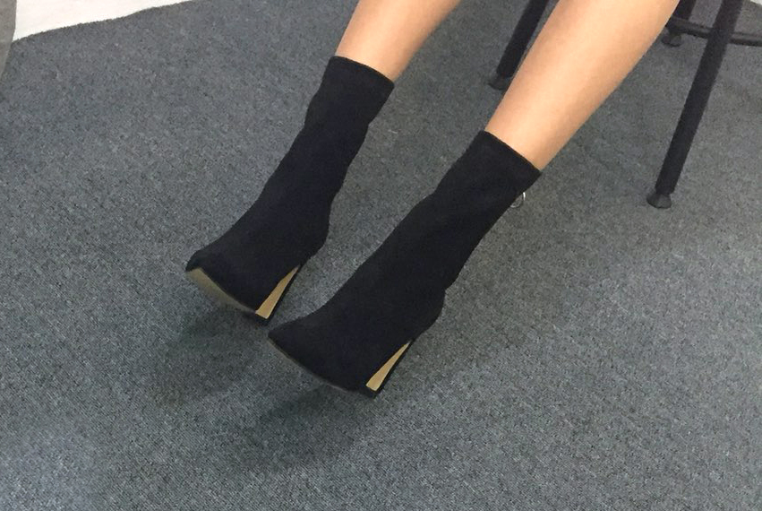 Fleur Rouge Suede Span Sax Angle Boots 9cm Ankle 2