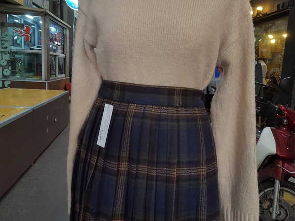 Out of stock vintage check wool pleated long skirt