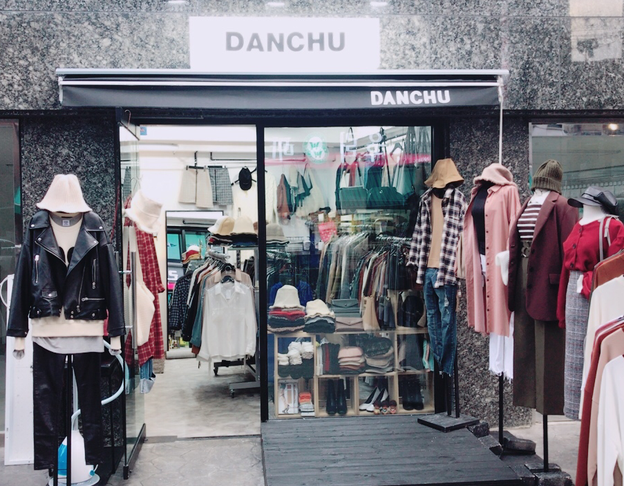 Angora muffler woman Fall winter coordination 2017