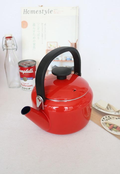 Induction possible Red leaf enamel kettle 2L coffe