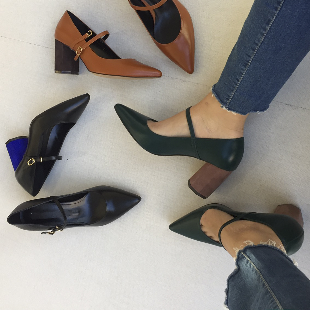 Point-heeled cowhide leather strap Stiletto heel 7