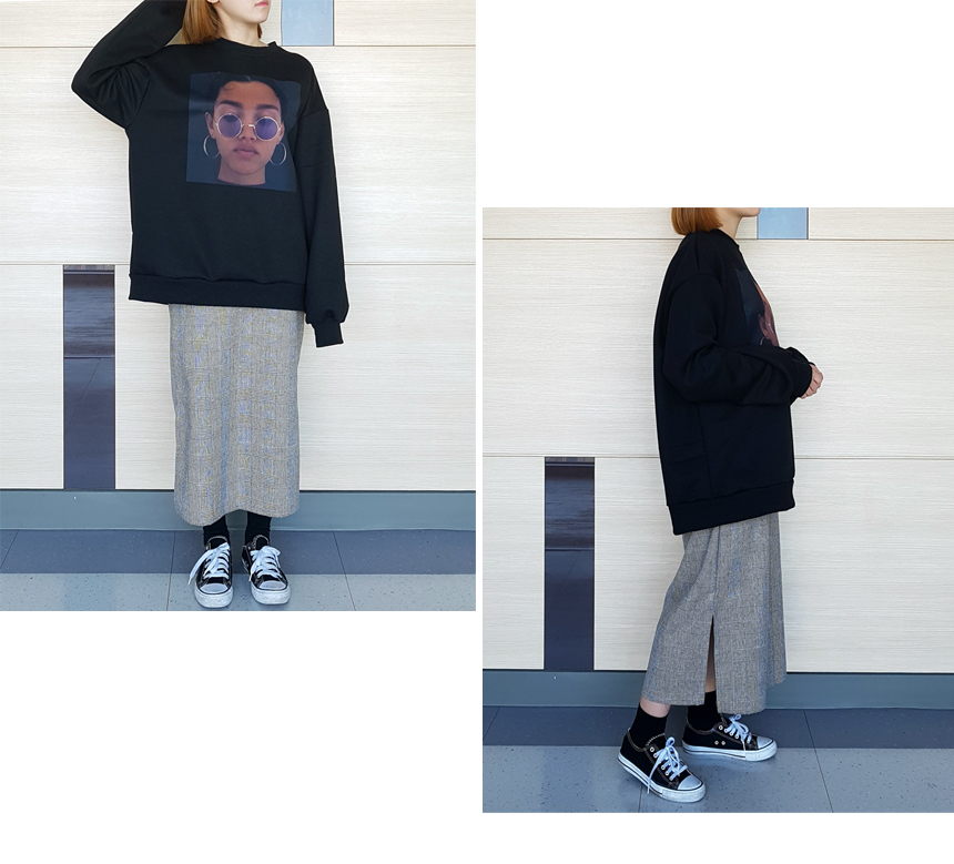 Latte Check Over Long Skirt Fall Slit Bending Pouc