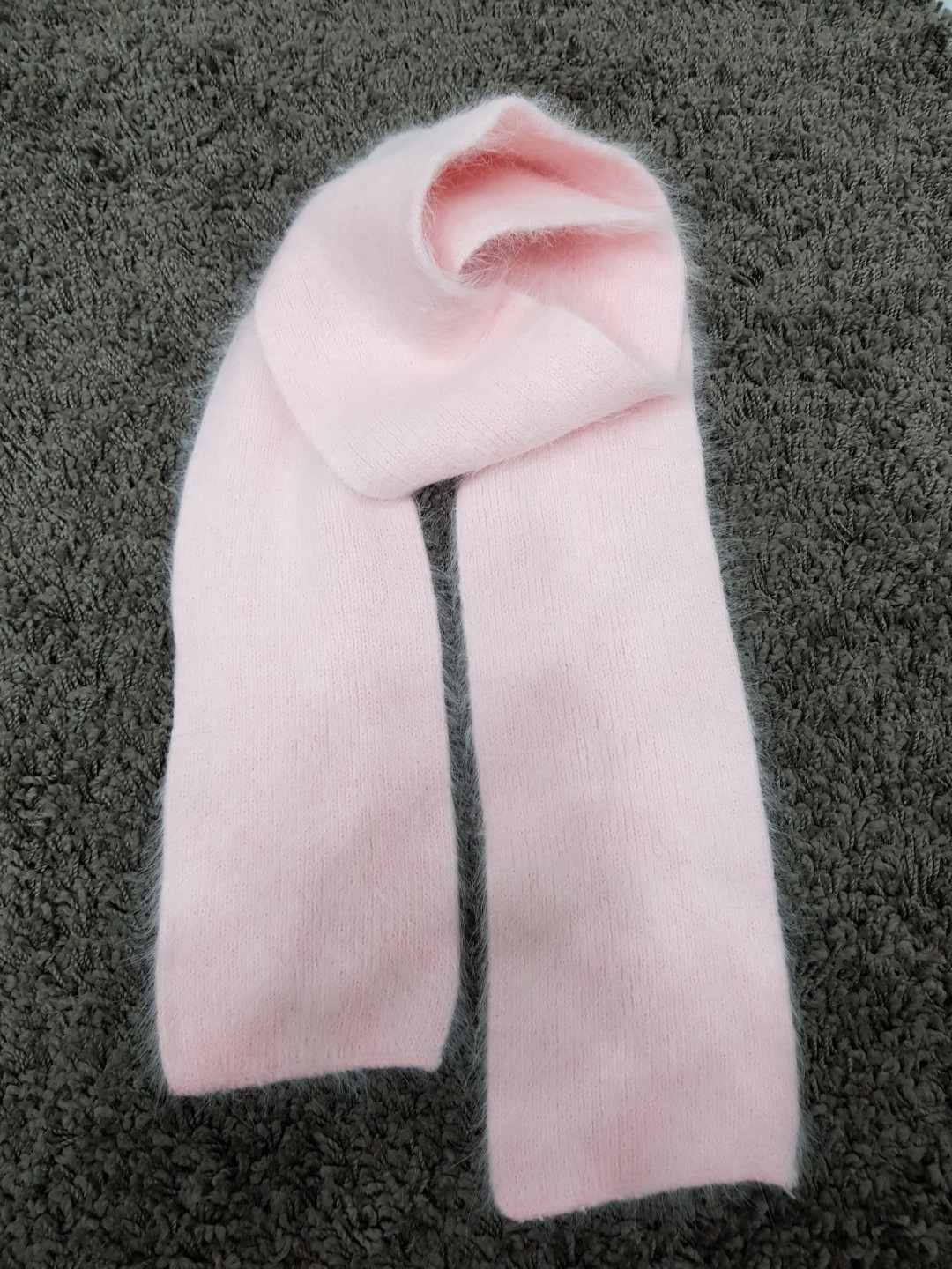 Angora muffler woman Fall winter coordination 2017