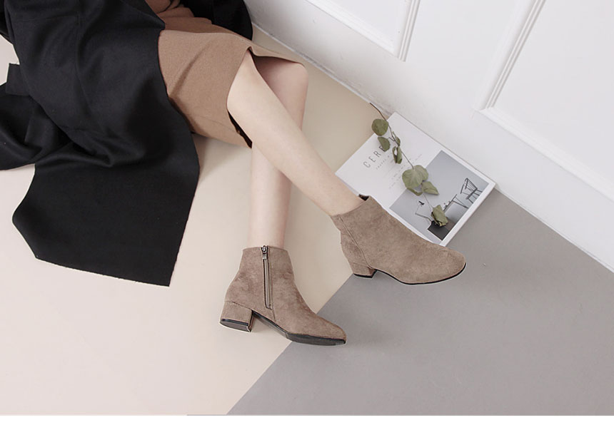 Suede Ankle Boots 3cm Middle Heel Angle Clean Low 