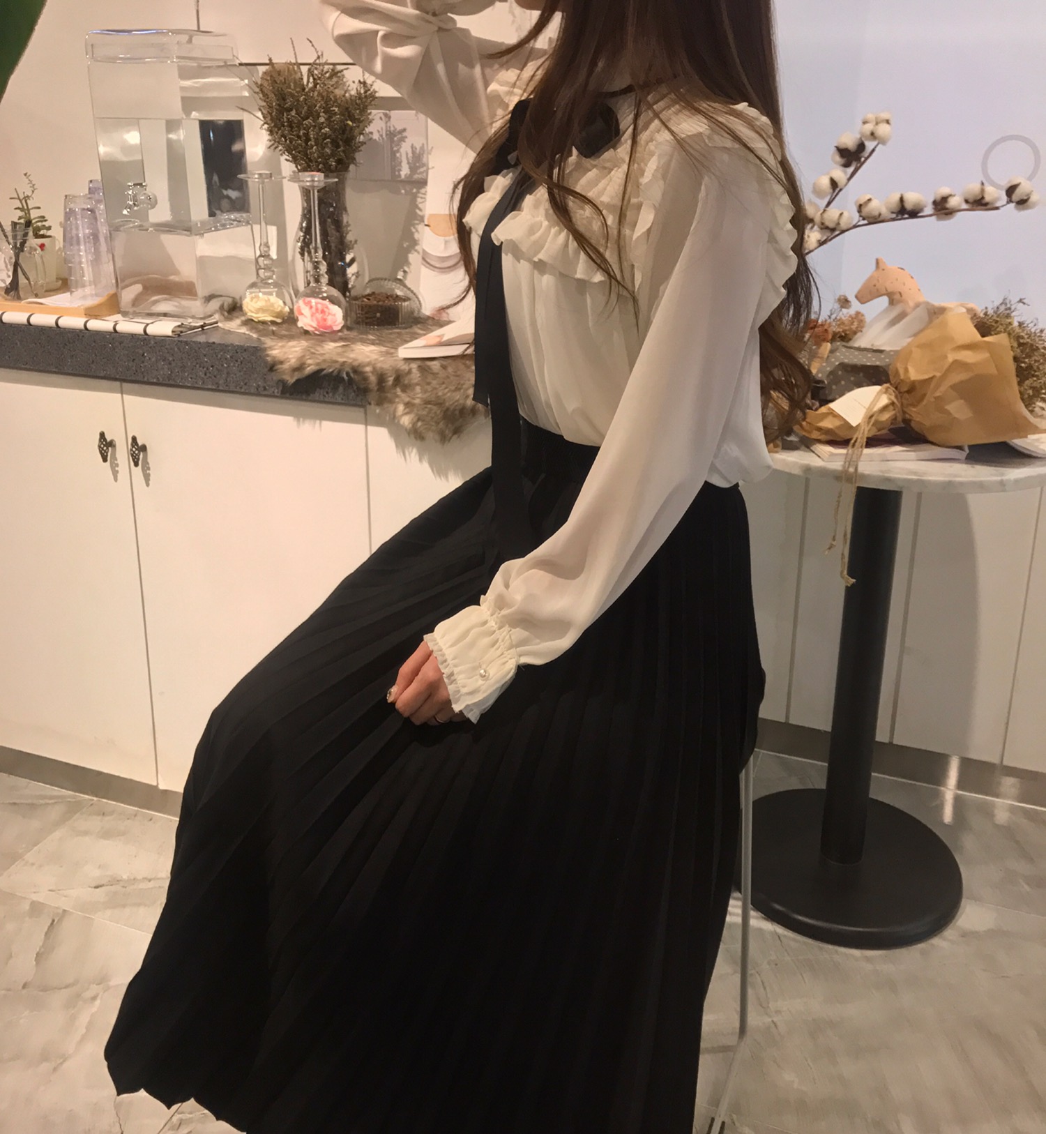 Louuar showroom order rush! Winter long wrinkle sk