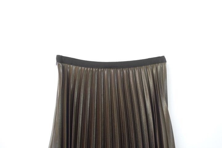 Metallic Pleated Long Skirt Date Coordination