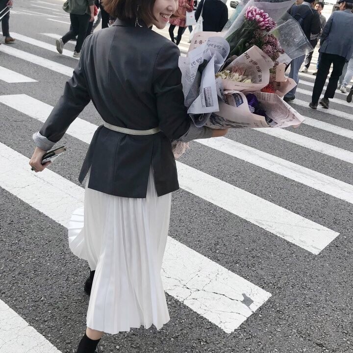 Metallic Pleated Long Skirt Date Coordination