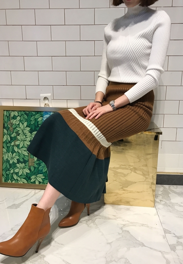 Knit three-color long skirt 2COL slim clean skinny