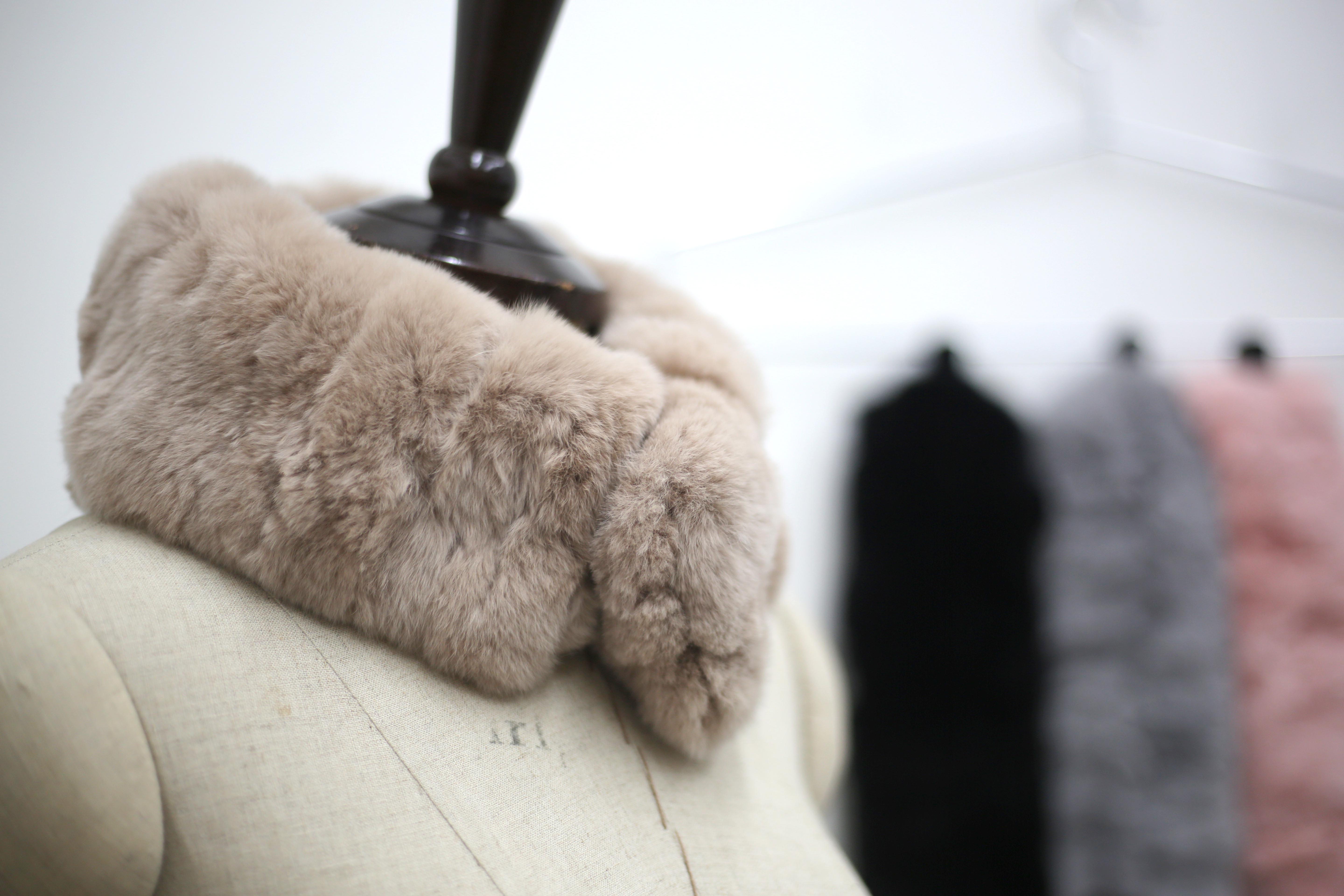 2017FW Rabbit Fur Magnet Shawl Rex Fur Muffler Fur