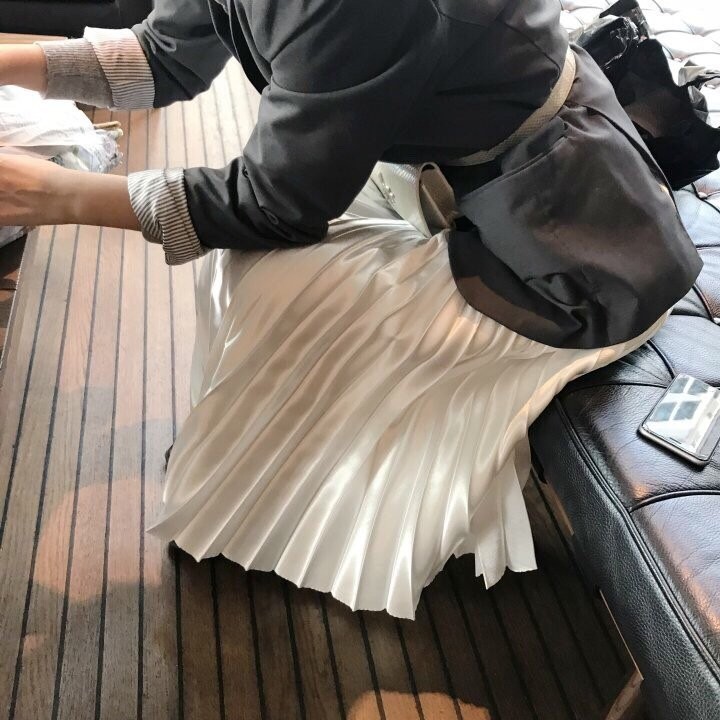 Metallic Pleated Long Skirt Date Coordination