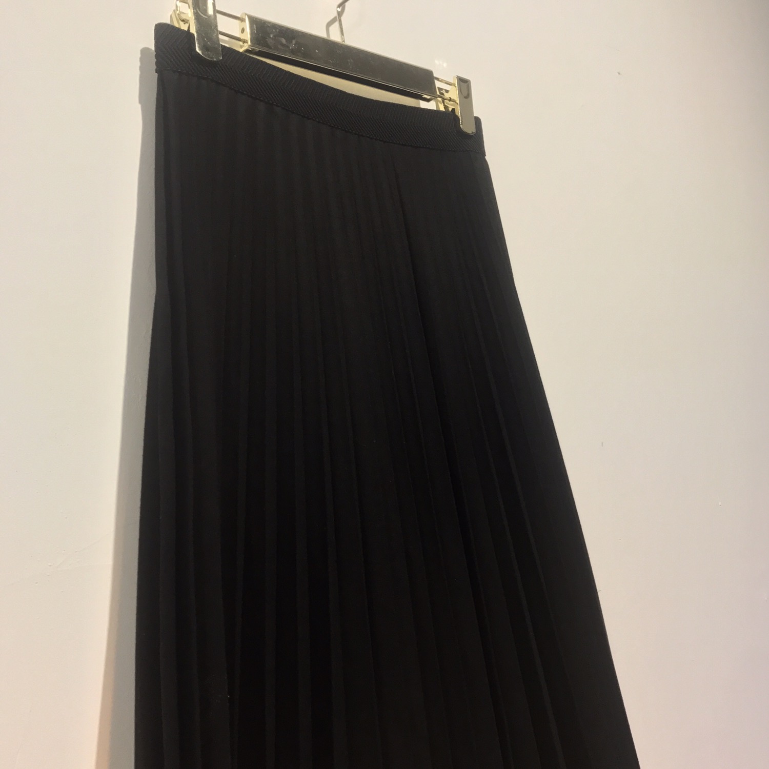 Louuar showroom order rush! Winter long wrinkle sk