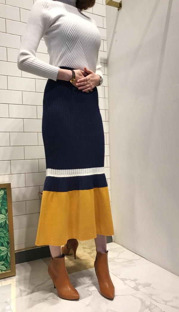 Knit three-color long skirt 2COL slim clean skinny