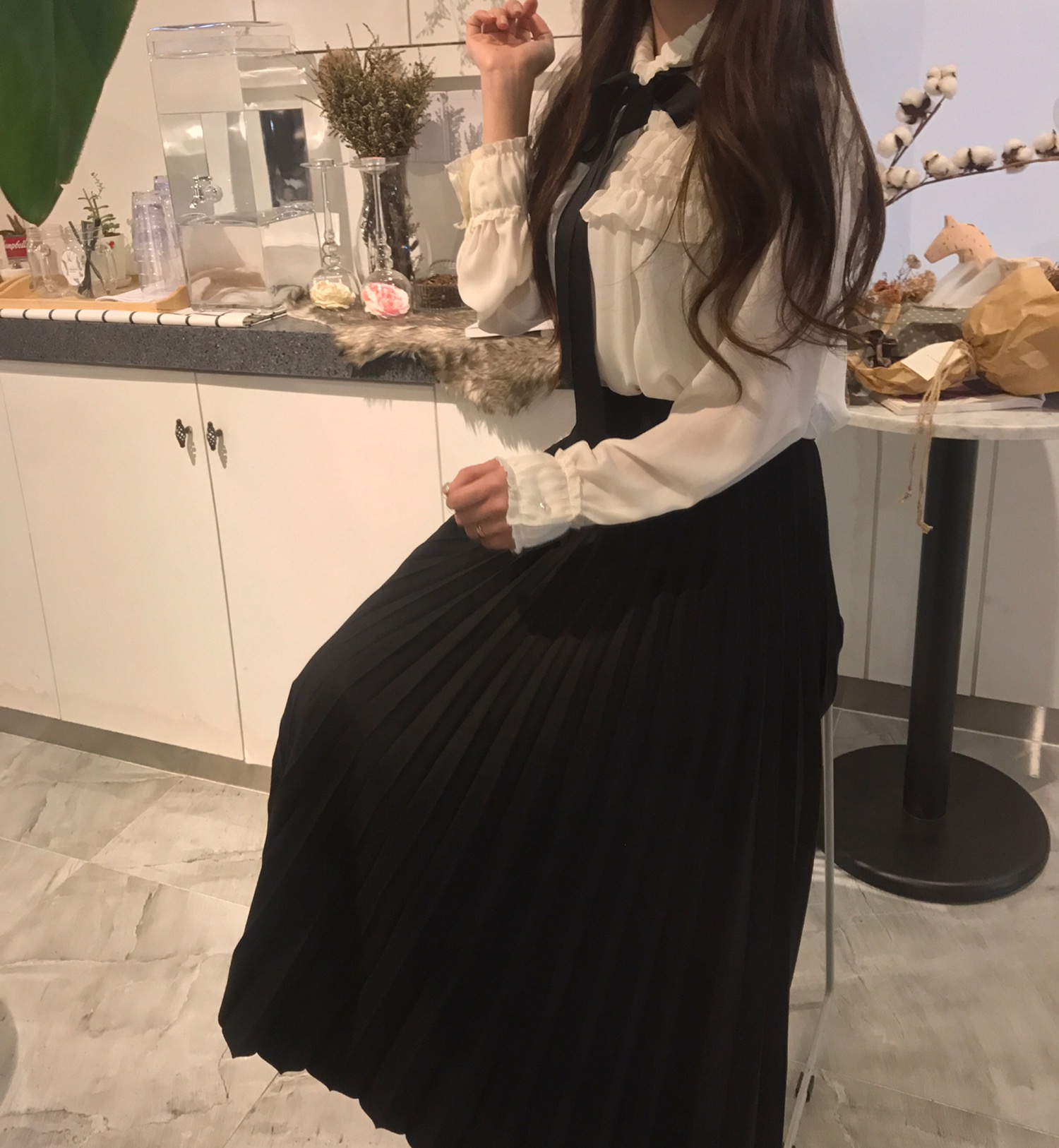 Louuar showroom order rush! Winter long wrinkle sk