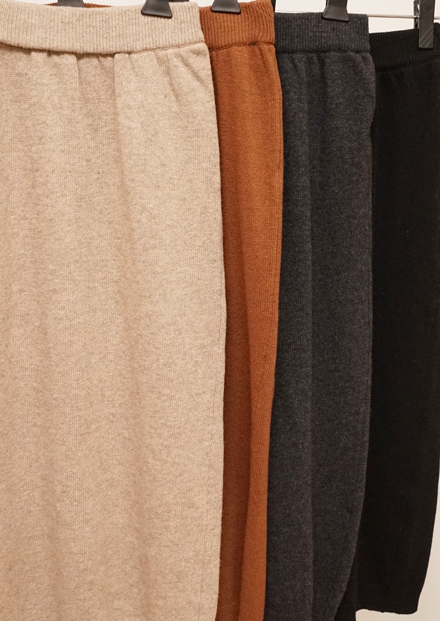 Knitted skirt Beige Brown Gray Black Briefing Band