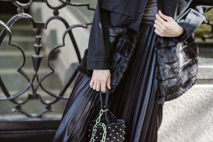 Metallic Pleated Long Skirt Date Coordination