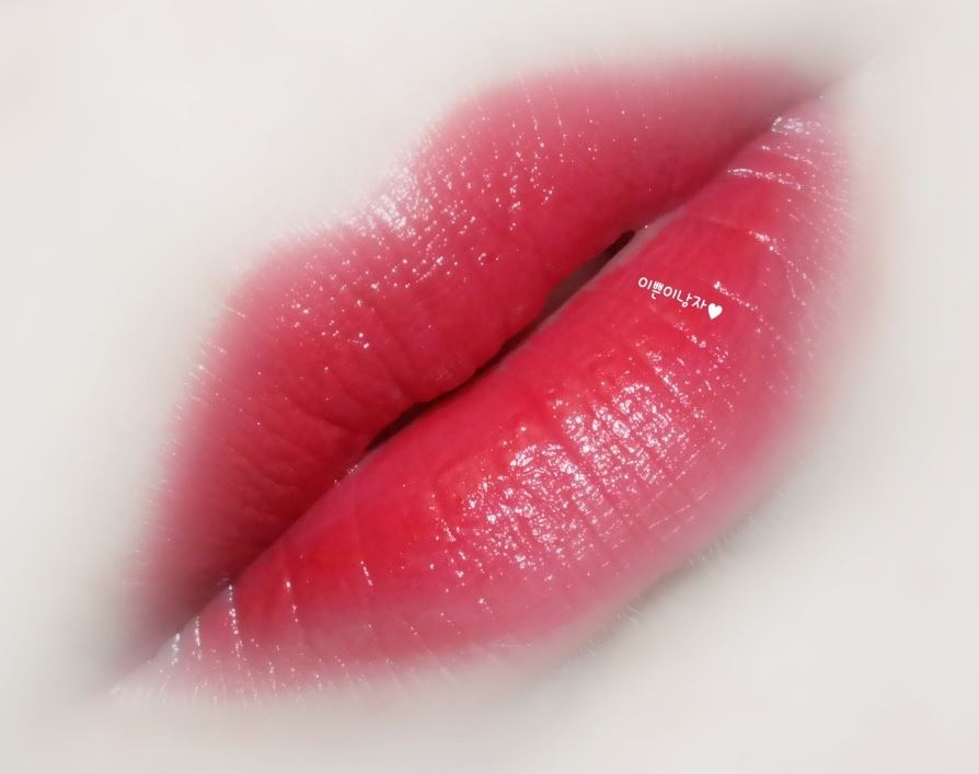 Eagle Lips Golden Shimmer Good Tic Dramatic Point 