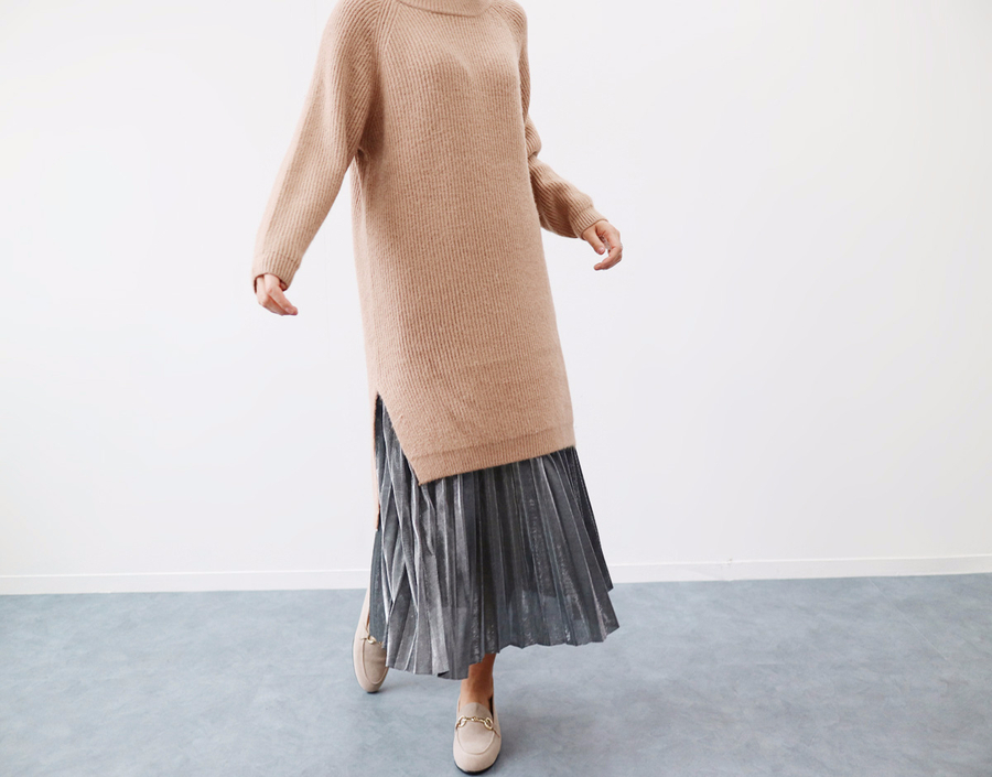 Gold Silver Metal Pearl Pleated Banding Long Skirt