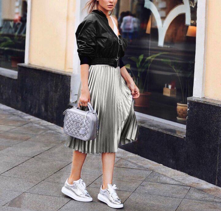 Metallic Pleated Long Skirt Date Coordination