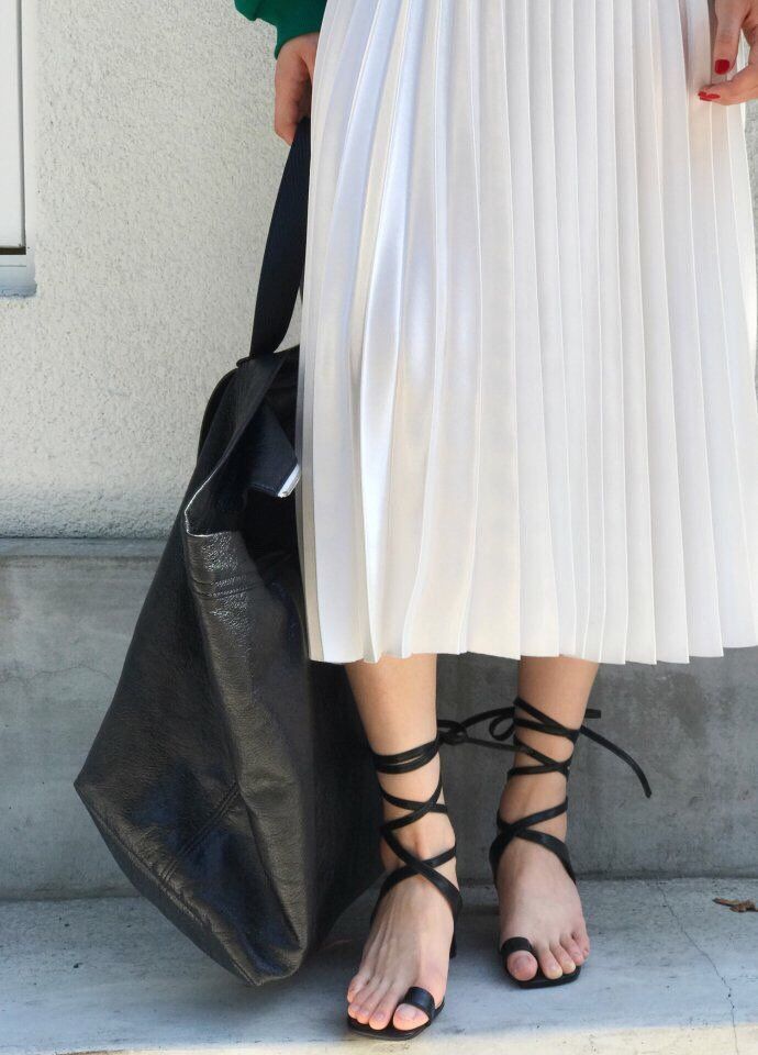 Metallic Pleated Long Skirt Date Coordination