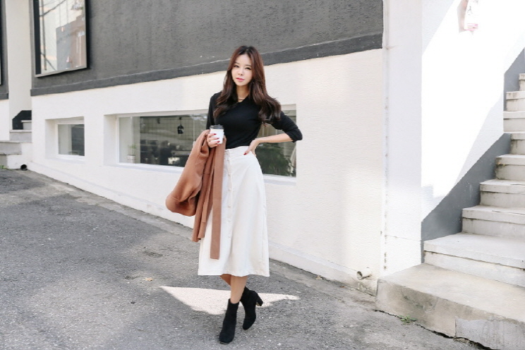 Button long skirt SUIA Unique new student coordina