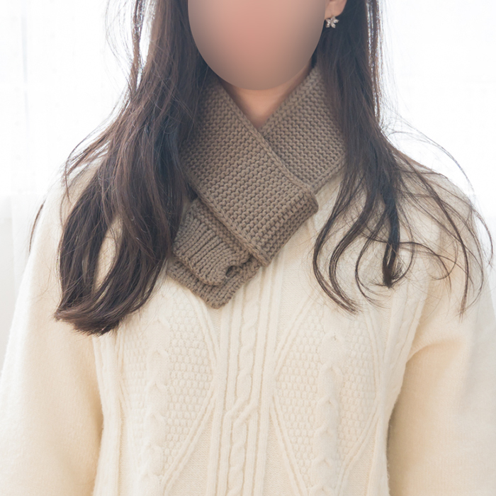 Self-made gift knit shawl Mini muffler Winter cute