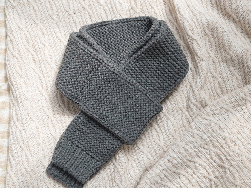 Self-made gift knit shawl Mini muffler Winter cute