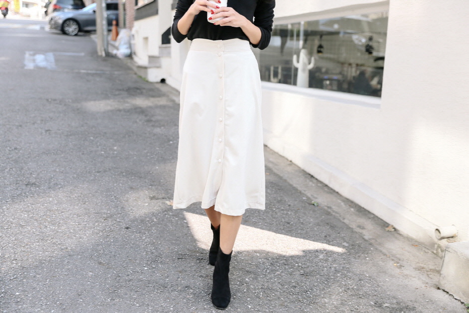 Button long skirt SUIA Unique new student coordina