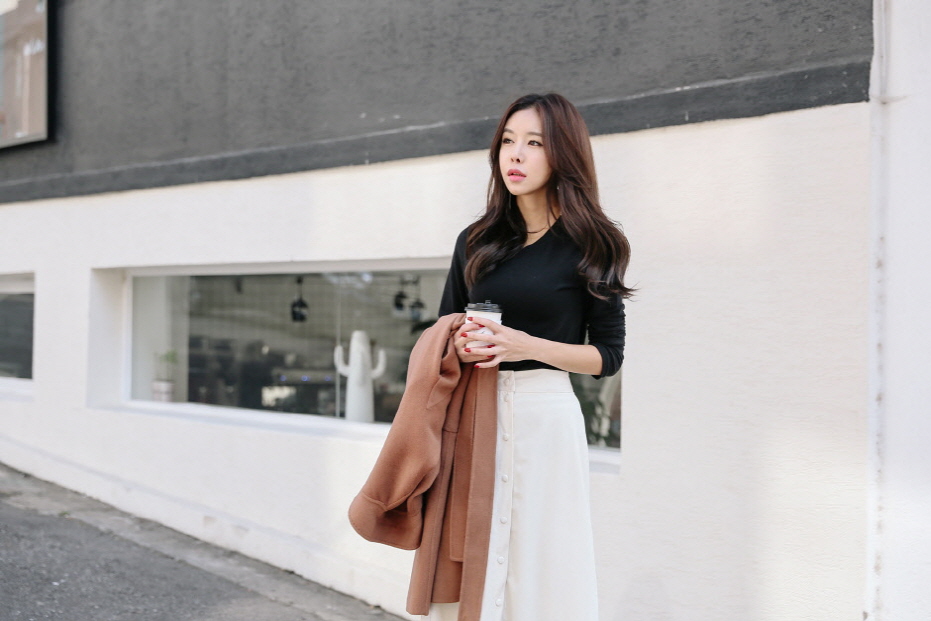 Button long skirt SUIA Unique new student coordina