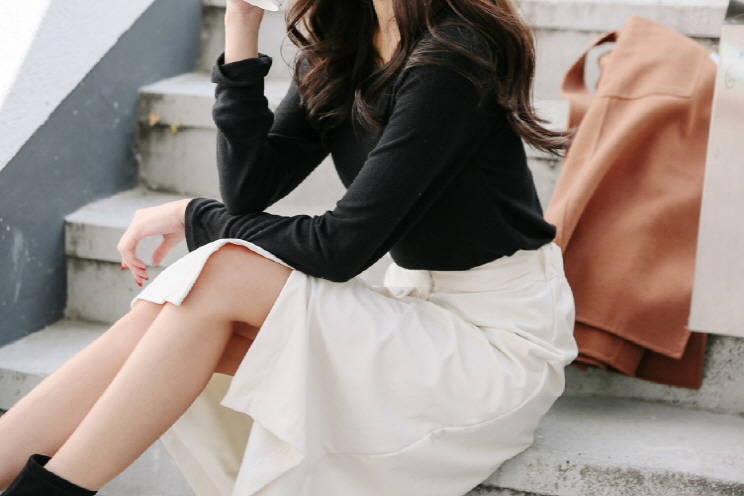 Button long skirt SUIA Unique new student coordina