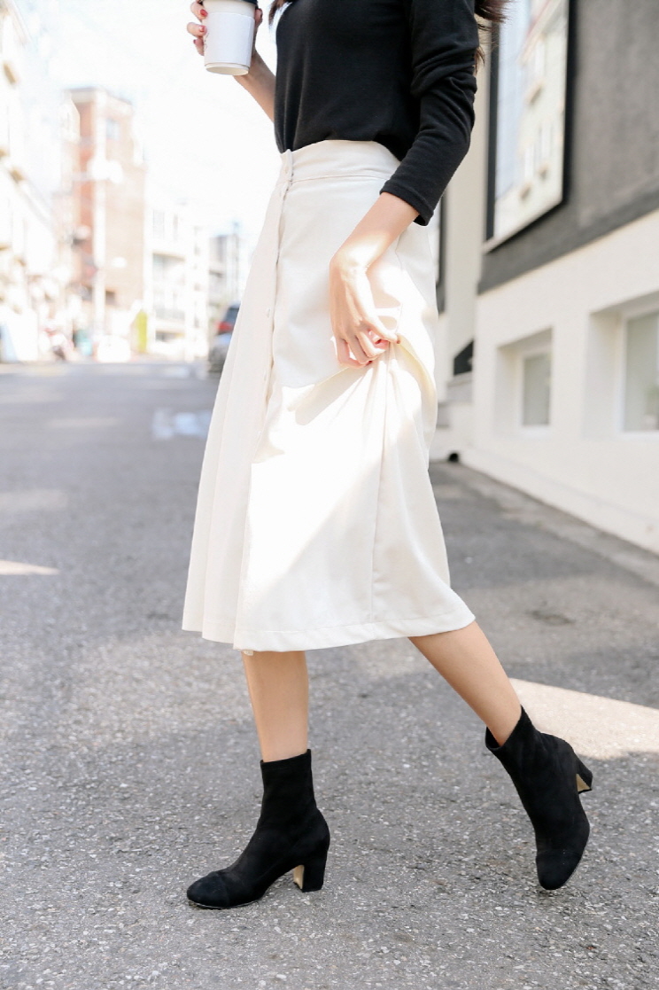 Button long skirt SUIA Unique new student coordina