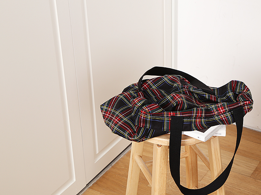 Handy Castle Tantan check eco-back Basic Laptop Co