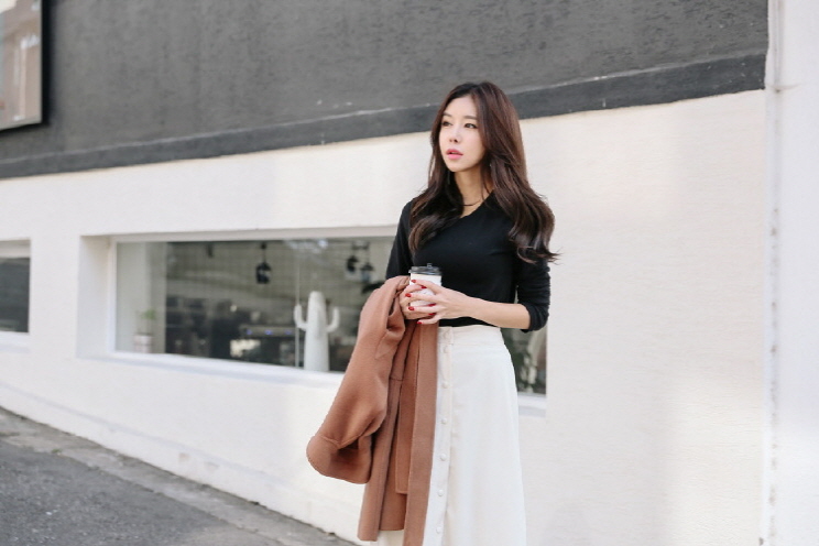 Button long skirt SUIA Unique new student coordina