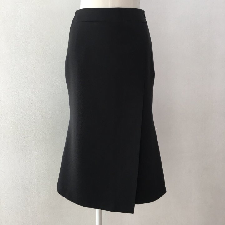 Mermaid pleated long skirt