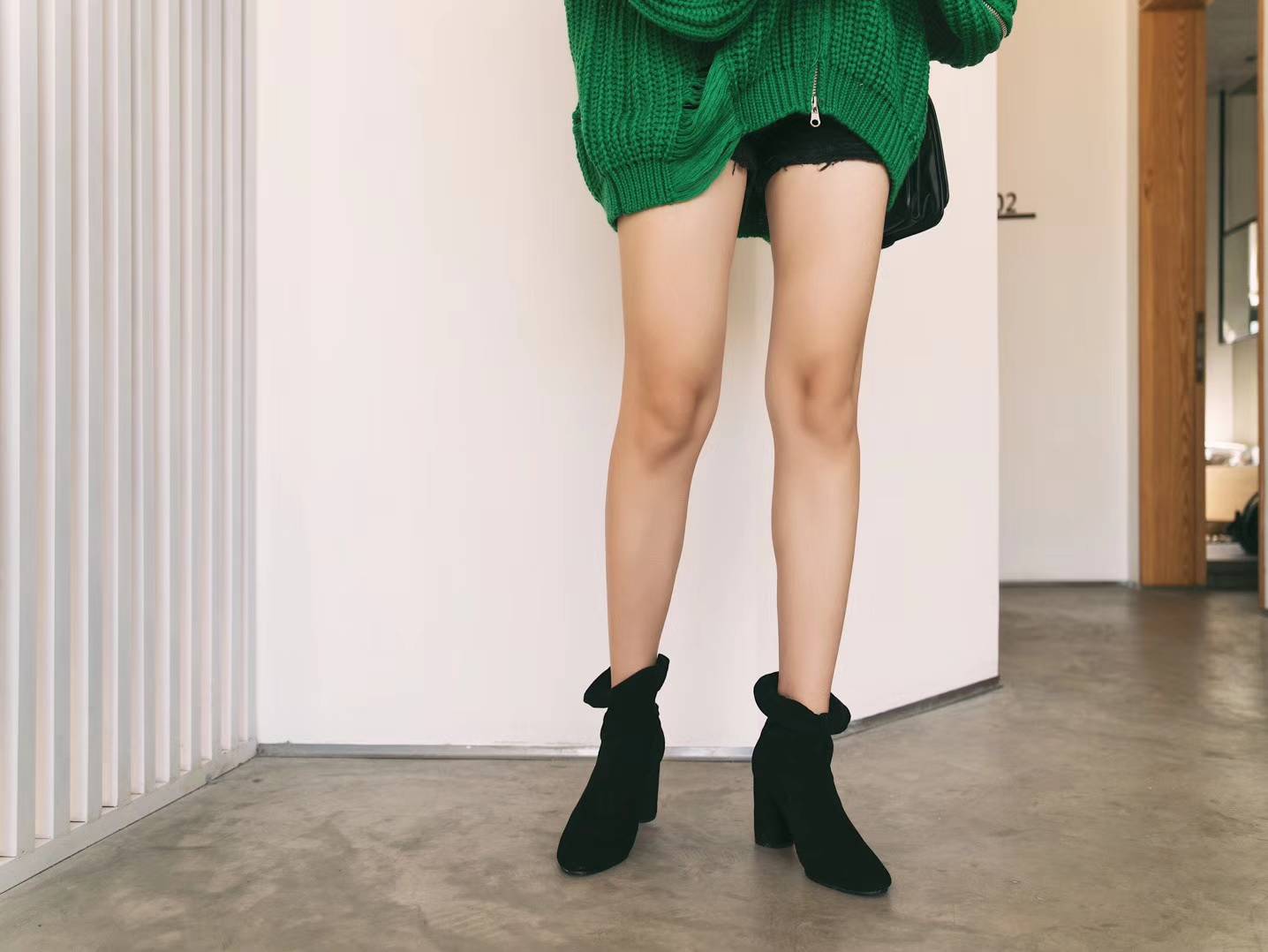 Basic Suede Bending Angle Boots 30s Women Winter A