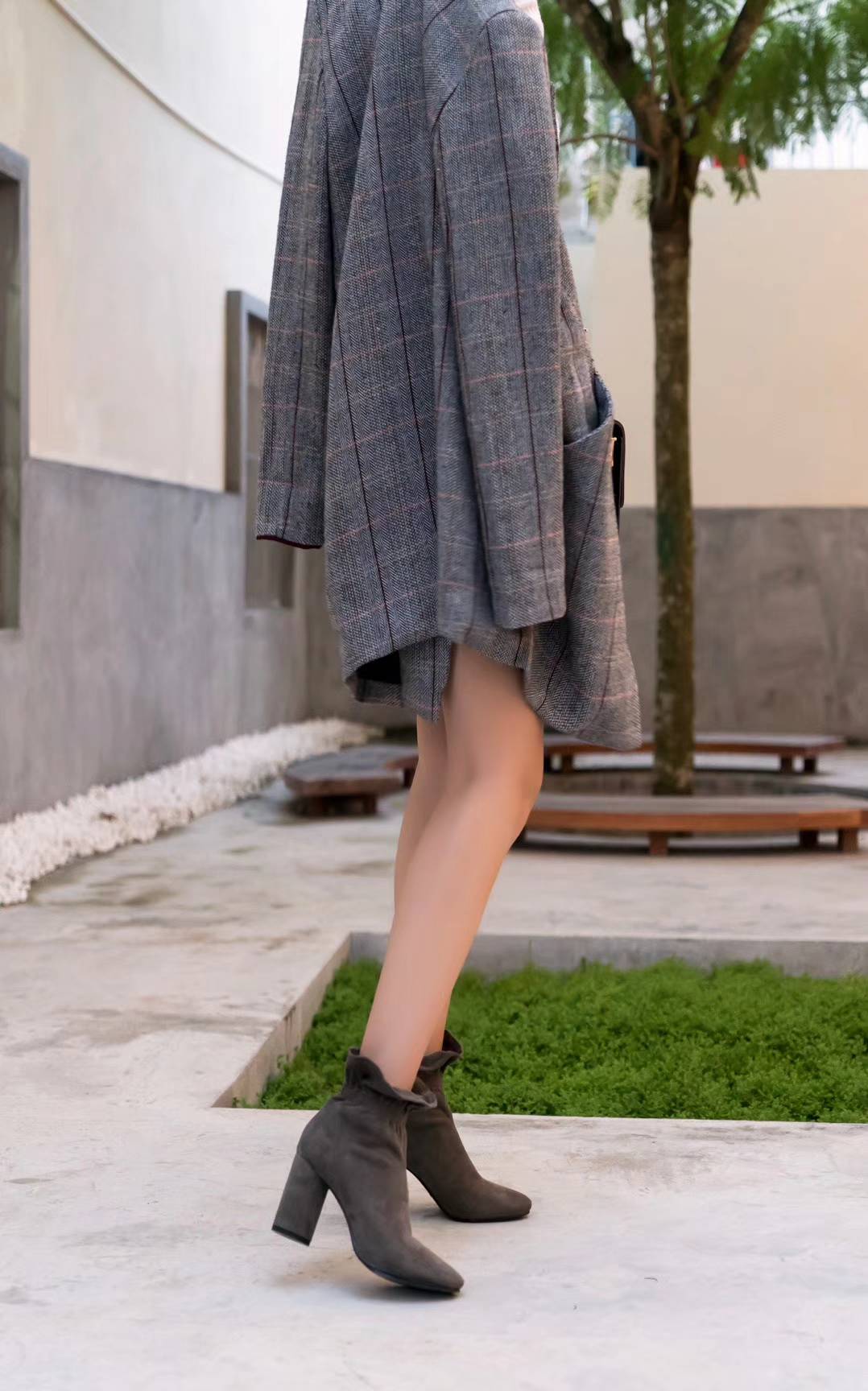 Basic Suede Bending Angle Boots 30s Women Winter A