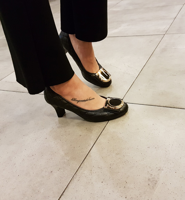 Ribbon collar Ribbon gauze Numbeam pumps Middle Wo