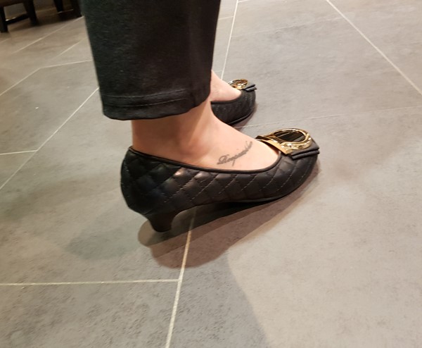 Ribbon collar Ribbon gauze Numbeam pumps Middle Wo