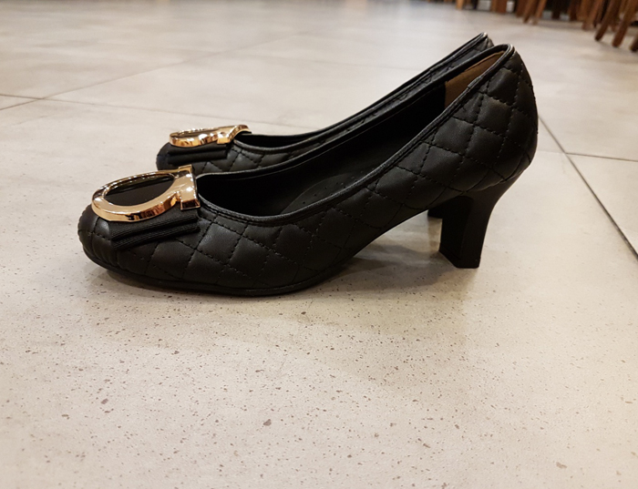 Ribbon collar Ribbon gauze Numbeam pumps Middle Wo