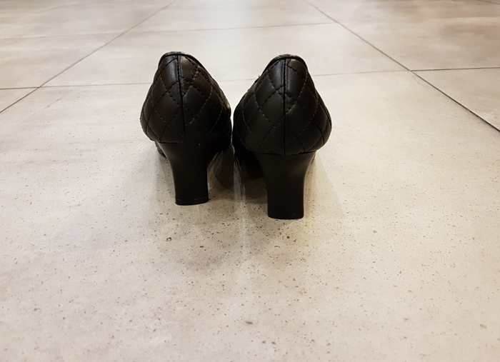 Ribbon collar Ribbon gauze Numbeam pumps Middle Wo