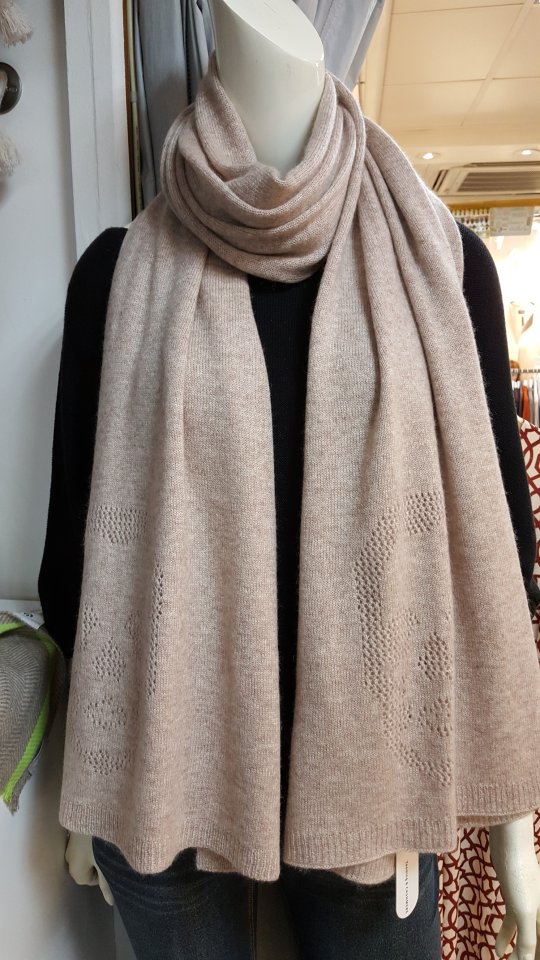 100 knitting 100 cashmere scarf gift wrapping 100 