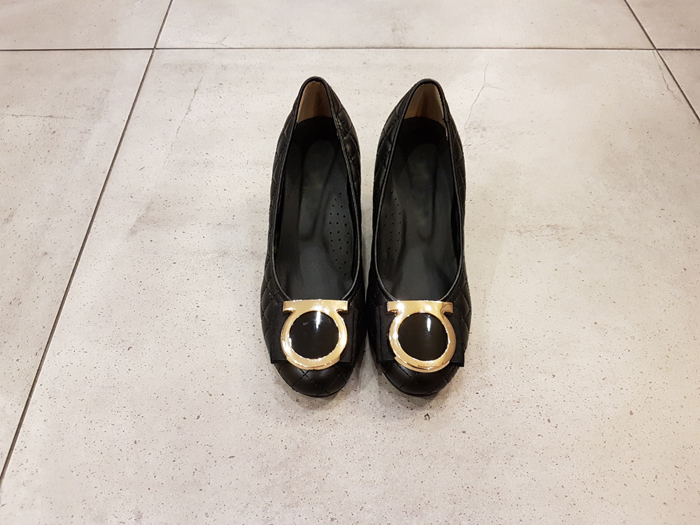 Ribbon collar Ribbon gauze Numbeam pumps Middle Wo