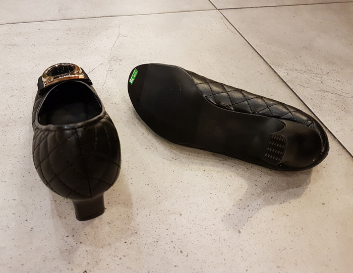 Ribbon collar Ribbon gauze Numbeam pumps Middle Wo