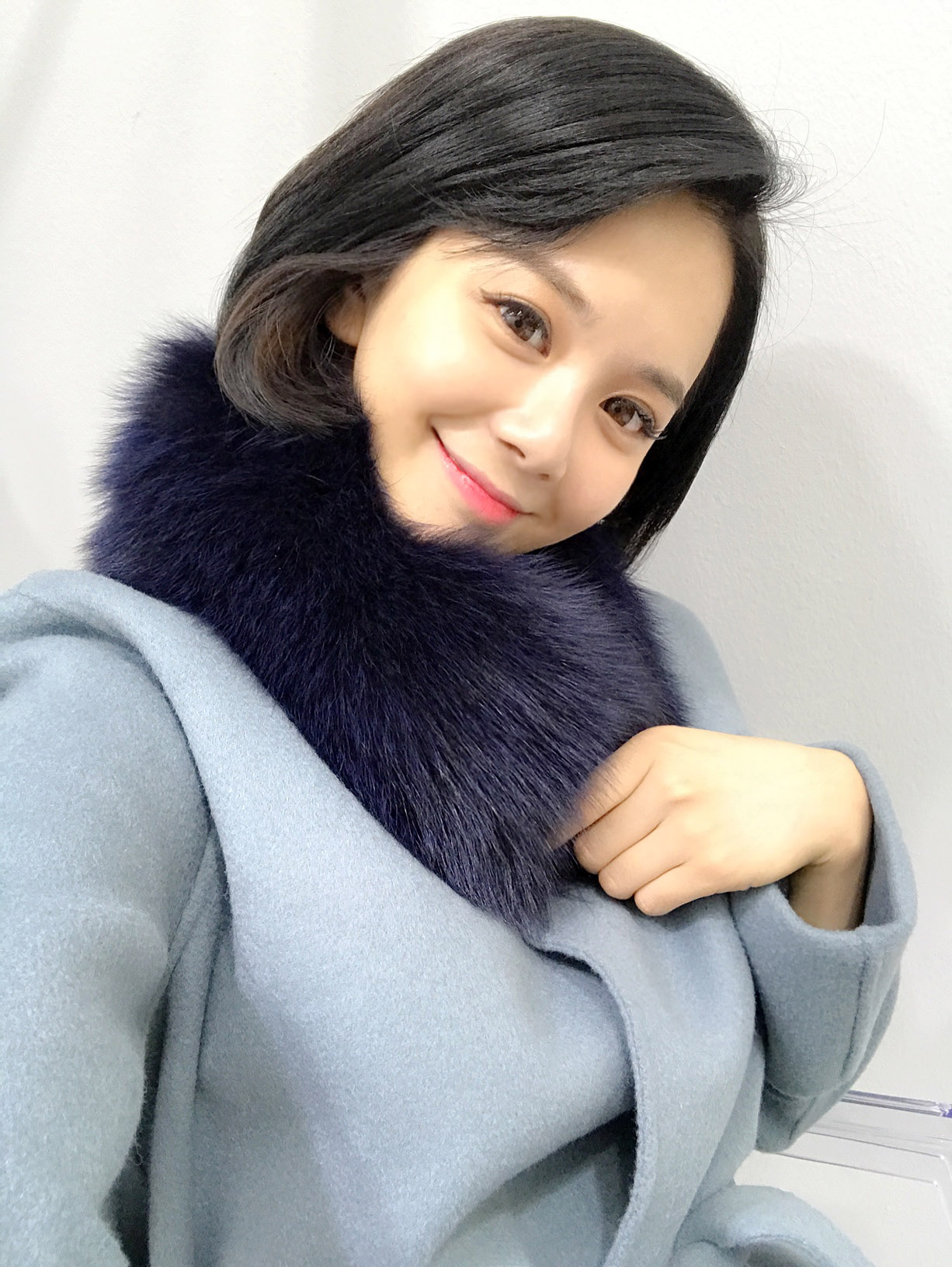 Free Shipping Premium Saga Fox Real Puff Muffler U