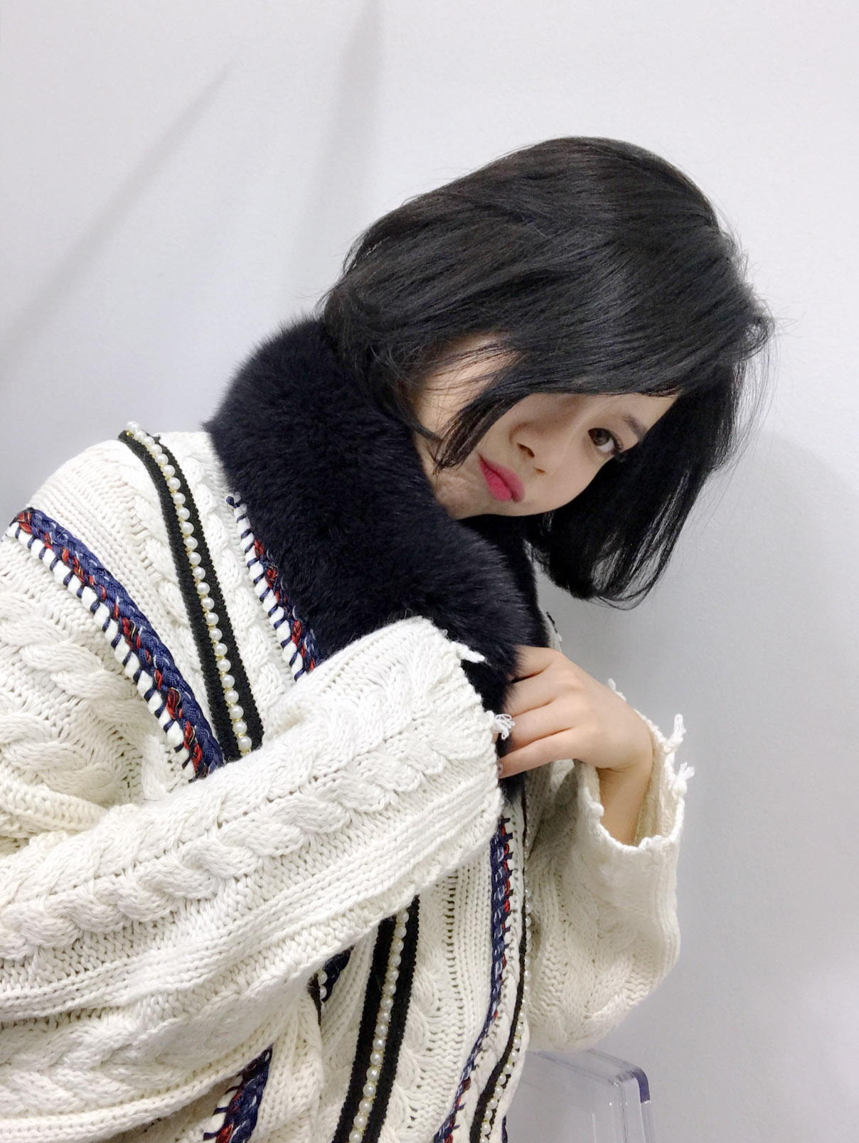 Free Shipping Premium Saga Fox Real Puff Muffler U