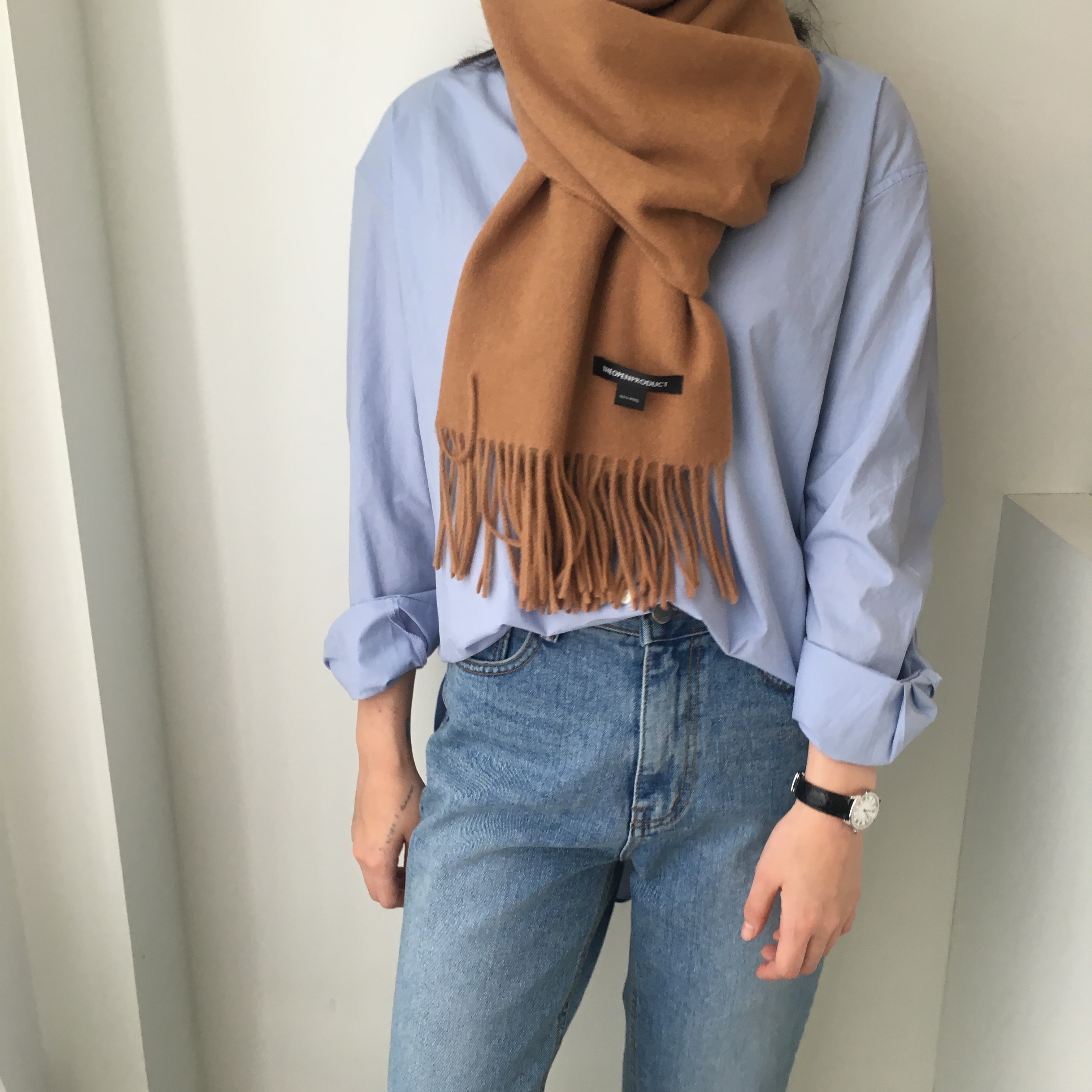 Wool muffler Wool 100 Woman scooping Styling Lovel